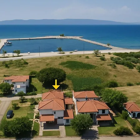 Amaya Karyani * Karianí